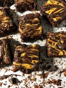 peanut butter dark chocolate fudge protein brownies