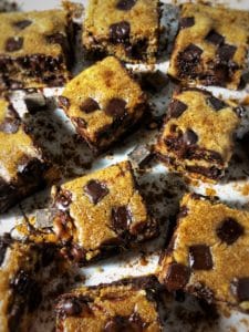 dark chocolate chip cookie dough protein bars