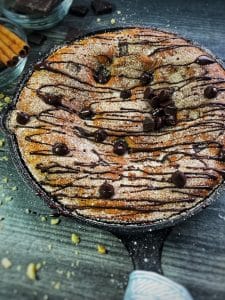 dark chocolate chip snickerdoodle protein pizookie