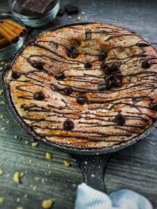 dark chocolate chip snickerdoodle protein pizookie