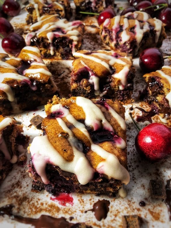 dark chocolate cherry amaretto protein bars